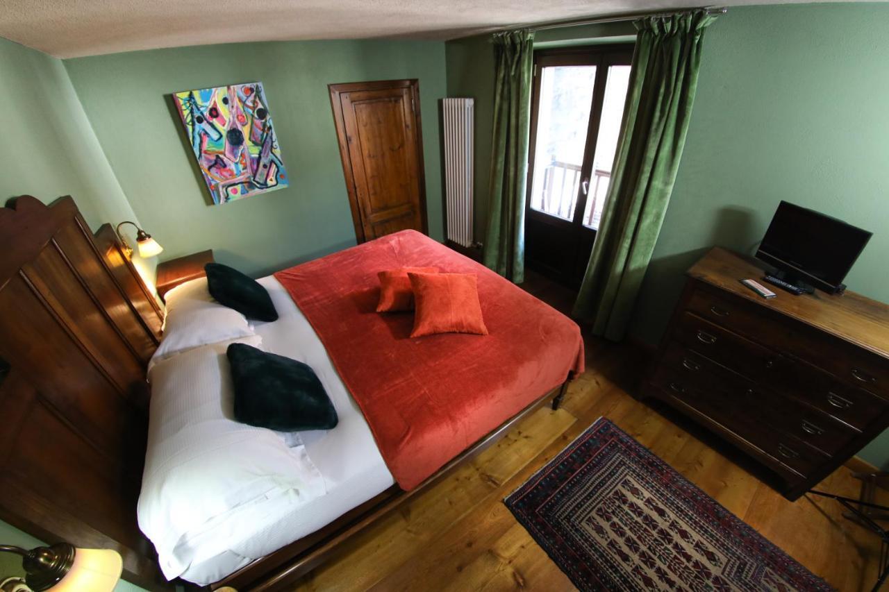 Art Hotel Grandes Murailles Valtournenche Exteriör bild